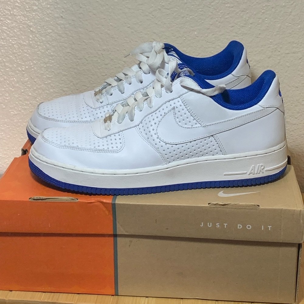 Nike Air Force 1 313642 141 | white/varsity royal blue Size 10